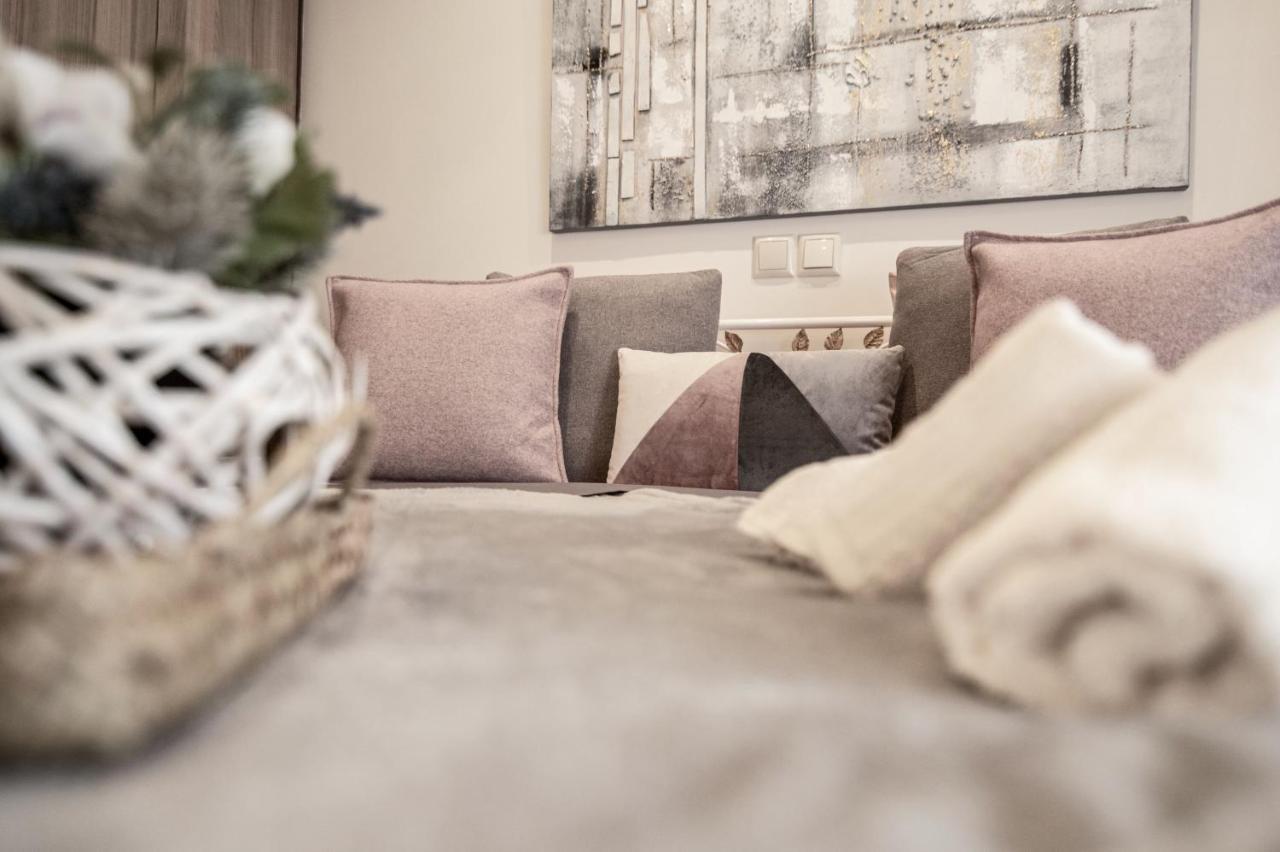 شقة 'The Ivory' House Project In أثينا المظهر الخارجي الصورة
